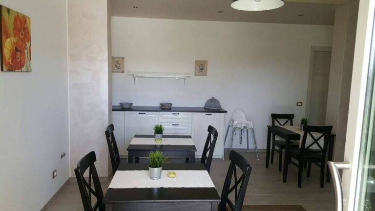 18951135_756132854549084_7738091810918452332_n